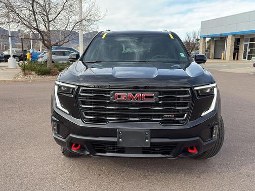 2025 GMC Acadia AWD AT4