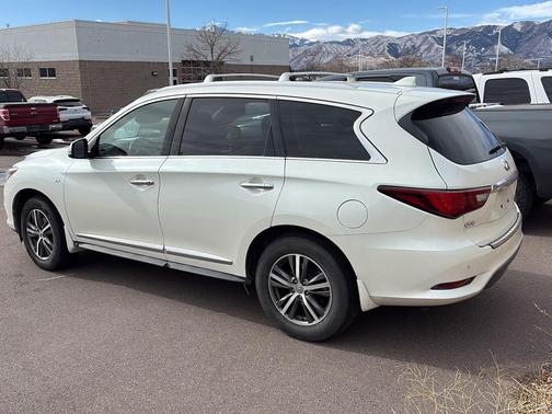 2018 INFINITI QX60 Base