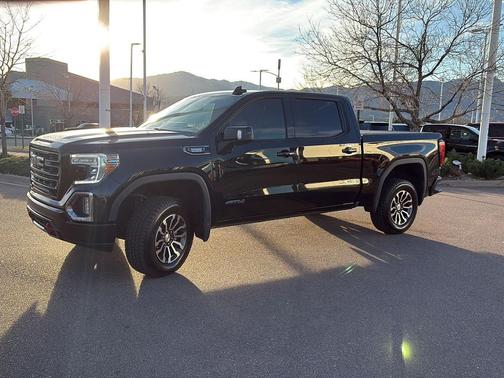 2021 GMC Sierra 1500 AT4