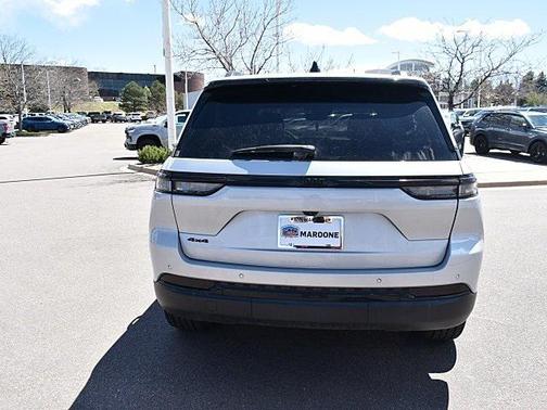 2022 Jeep Grand Cherokee Altitude