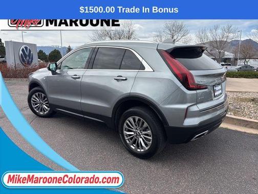 Argent Silver Metallic 2024 Cadillac XT4 Premium Luxury