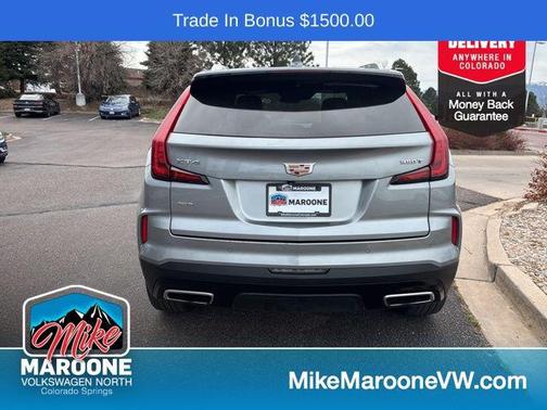 Argent Silver Metallic 2024 Cadillac XT4 Premium Luxury