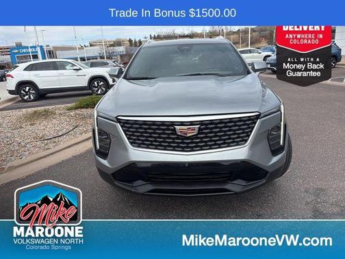 Argent Silver Metallic 2024 Cadillac XT4 Premium Luxury