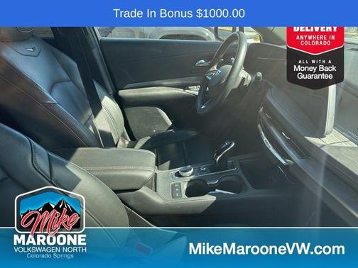 2024 Cadillac XT4 Premium Luxury