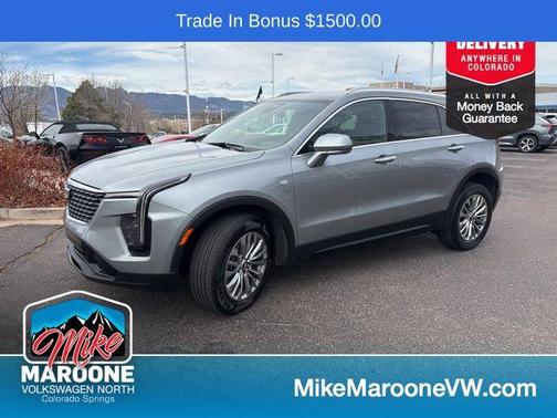Argent Silver Metallic 2024 Cadillac XT4 Premium Luxury