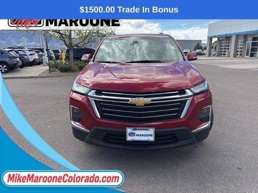 Radiant Red Tintcoat 2023 Chevrolet Traverse LT Cloth