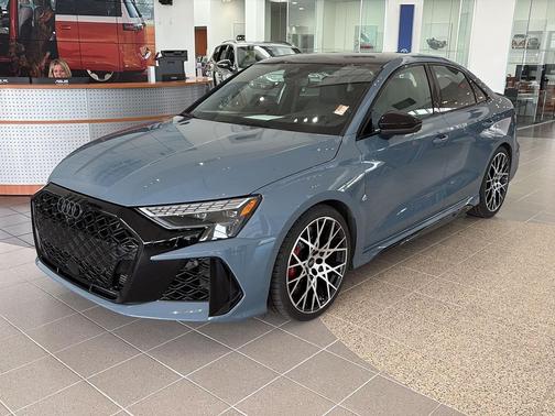 2025 Audi RS 3 TFSI quattro S tronic