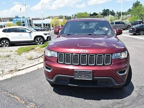 2018 Jeep Grand Cherokee Laredo E