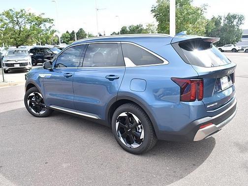 2025 Kia Sorento Hybrid EX