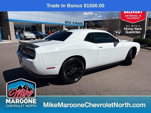 2016 Dodge Challenger SXT