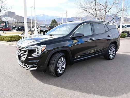 2024 GMC Terrain SLT