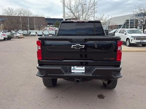 2024 Chevrolet Silverado 2500 4WD Crew Cab Standard Bed ZR2