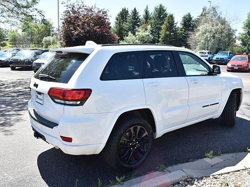 2017 Jeep Grand Cherokee Altitude