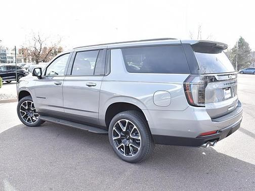 2026 Chevrolet Suburban RST