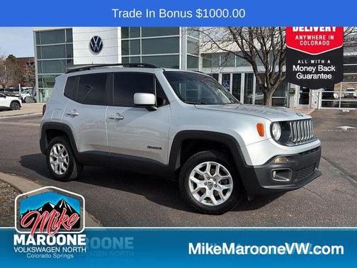 Glacier Metallic 2018 Jeep Renegade Latitude