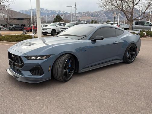 2024 Ford Mustang GT Premium