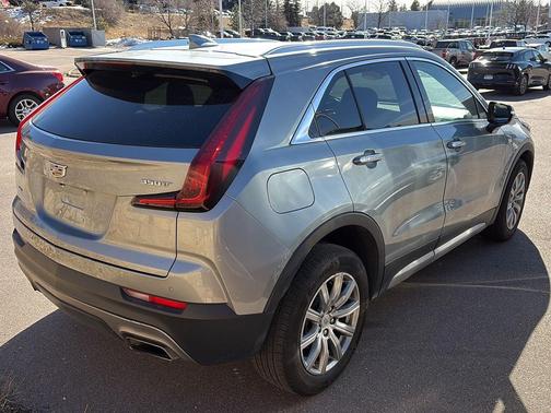 2023 Cadillac XT4 Premium Luxury