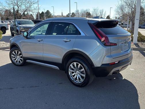 2023 Cadillac XT4 Premium Luxury