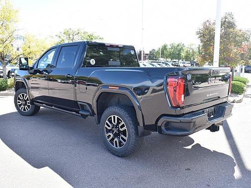 2022 GMC Sierra 2500 AT4