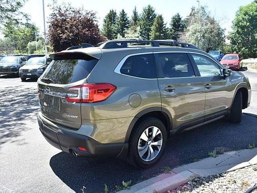 2024 Subaru Ascent Premium 7-Passenger