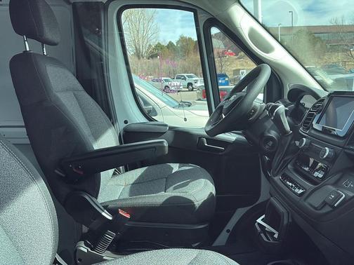 2025 RAM ProMaster 1500 Low Roof