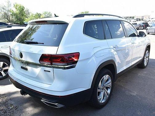 2022 Volkswagen Atlas 3.6L SE w/Technology