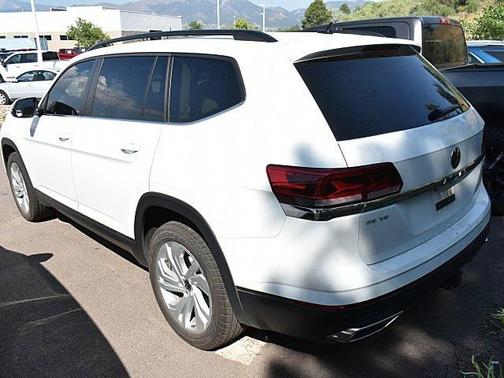 2022 Volkswagen Atlas 3.6L SE w/Technology