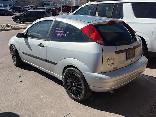 2003 Ford Focus HATCHBACK