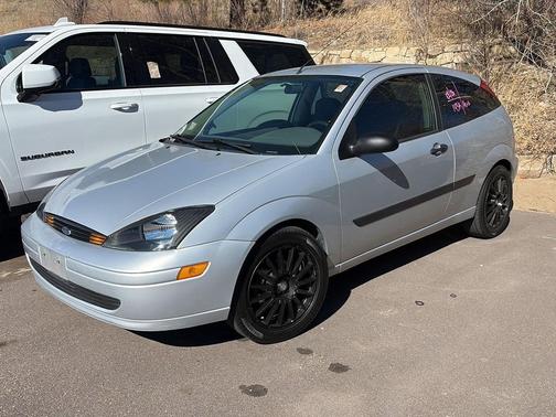 2003 Ford Focus HATCHBACK