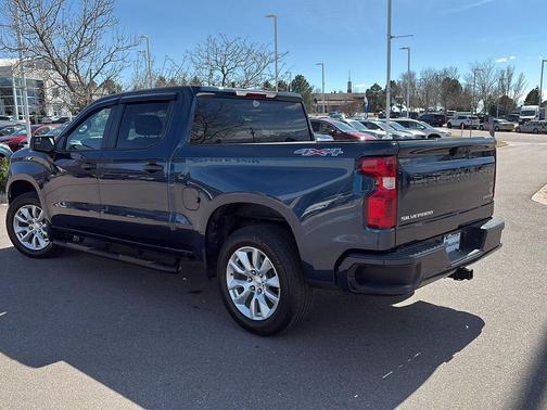 2022 Chevrolet Silverado 1500 Custom
