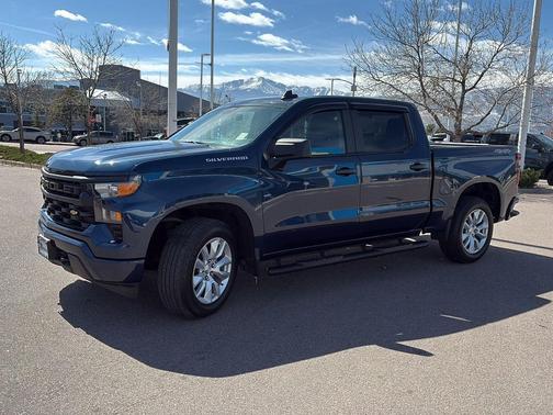 2022 Chevrolet Silverado 1500 Custom