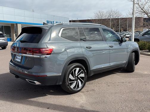 2025 Volkswagen Atlas 2.0T SEL