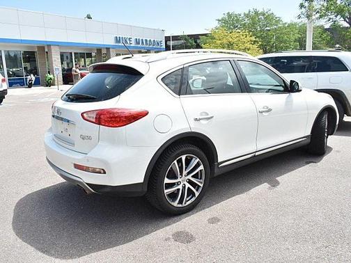 2017 INFINITI QX50 Base