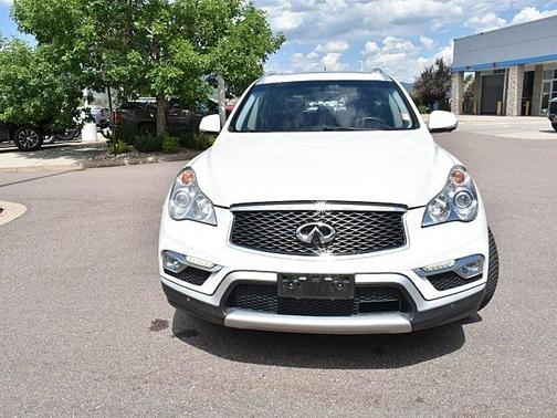 2017 INFINITI QX50 Base
