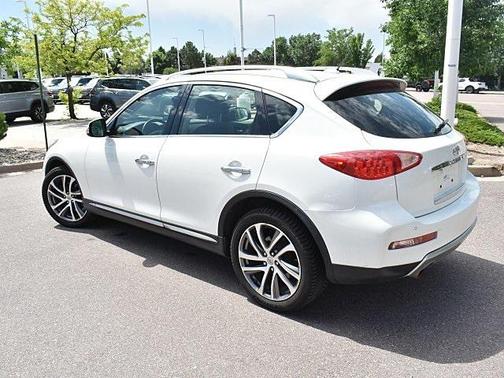2017 INFINITI QX50 Base