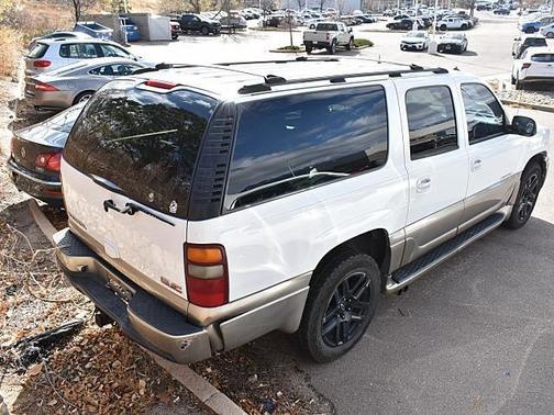 2003 GMC Yukon XL Denali