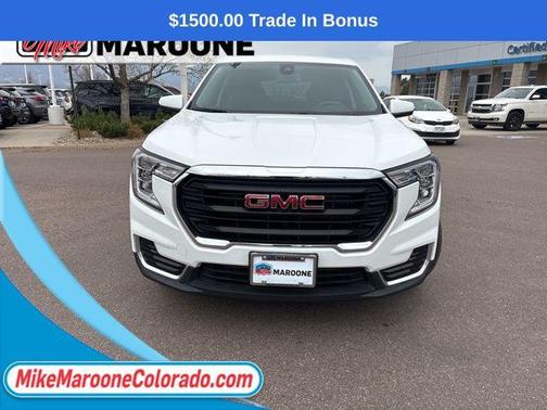 Summit White 2024 GMC Terrain SLE