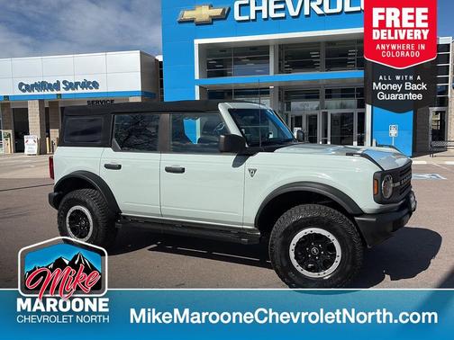 2023 Ford Bronco Base