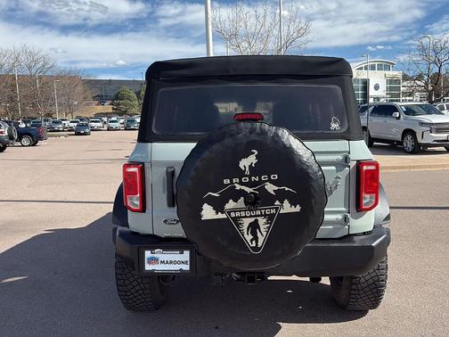 2023 Ford Bronco Base
