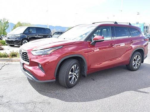 2022 Toyota Highlander XLE