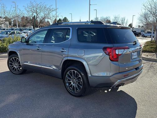2020 GMC Acadia Denali
