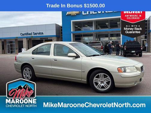 Lunar Gold Metallic 2005 Volvo S60 2.5T