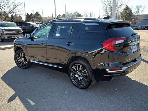 2023 GMC Terrain Denali