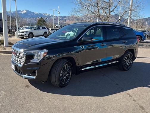 2023 GMC Terrain Denali