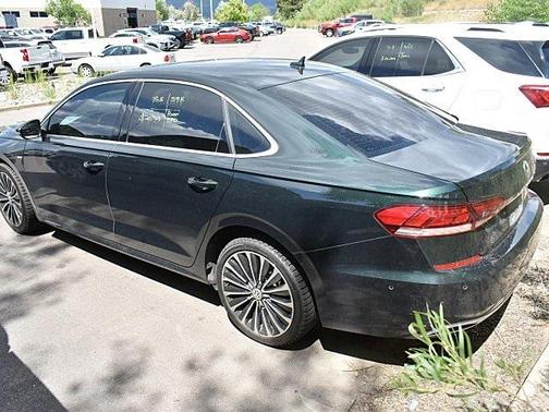 2022 Volkswagen Passat 2.0T Limited Edition