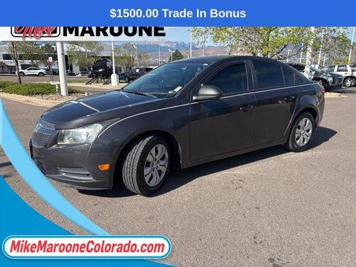 Tungsten Metallic 2014 Chevrolet Cruze LS