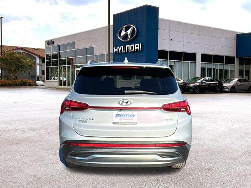 2022 Hyundai SANTA FE HEV Limited