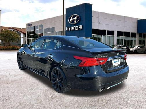 2017 Nissan Maxima 3.5 SR