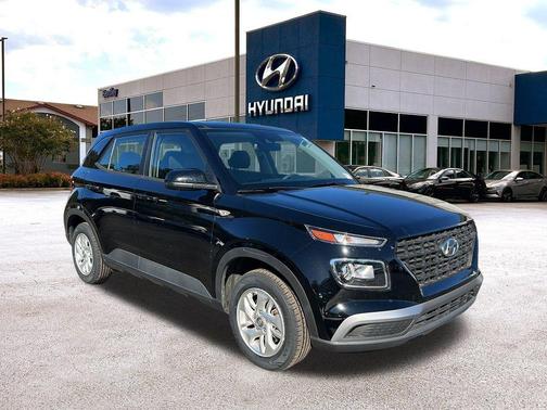 2022 Hyundai VENUE SE
