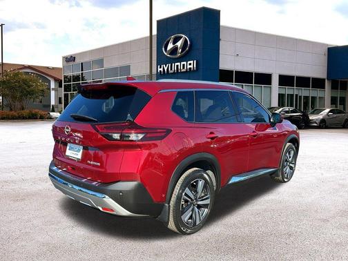 2023 Nissan Rogue Platinum